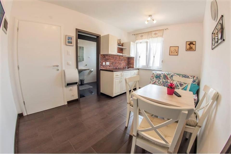 Apartments Mojeljeto Fažana Zewnętrze zdjęcie